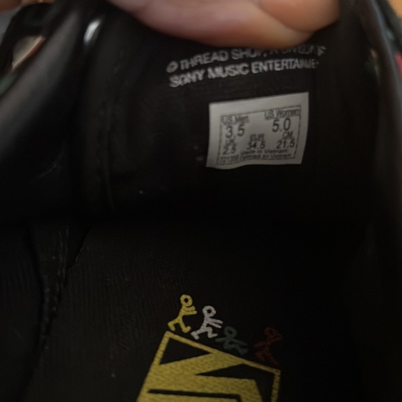 ❤️🖤💚 Boys Tribe Called Quest x Old Skool Kids 'Stripes' - Picture 8 of 8